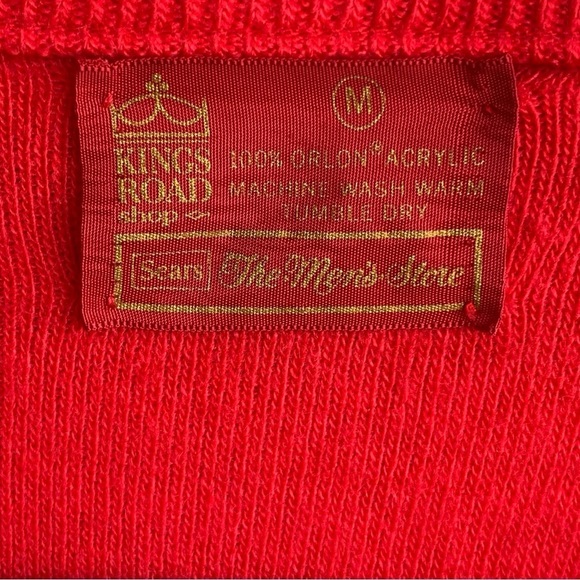 Vintage Sears The Mens Store Kings Road V-neck M Mens 70s Sleeveless Sweater - Picture 3 of 3
